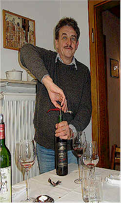 wpe75.jpg (22716 bytes)